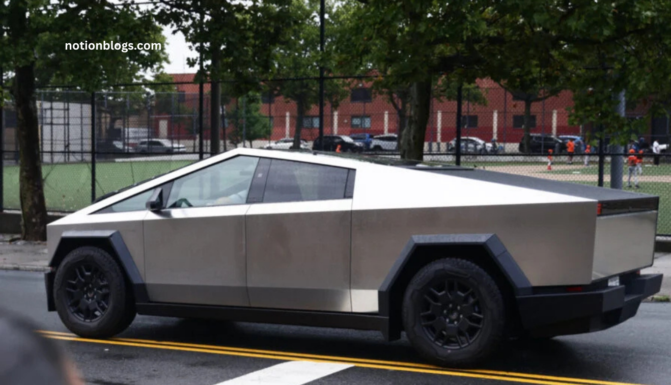 Tesla’s Cybertruck Quickly Sells